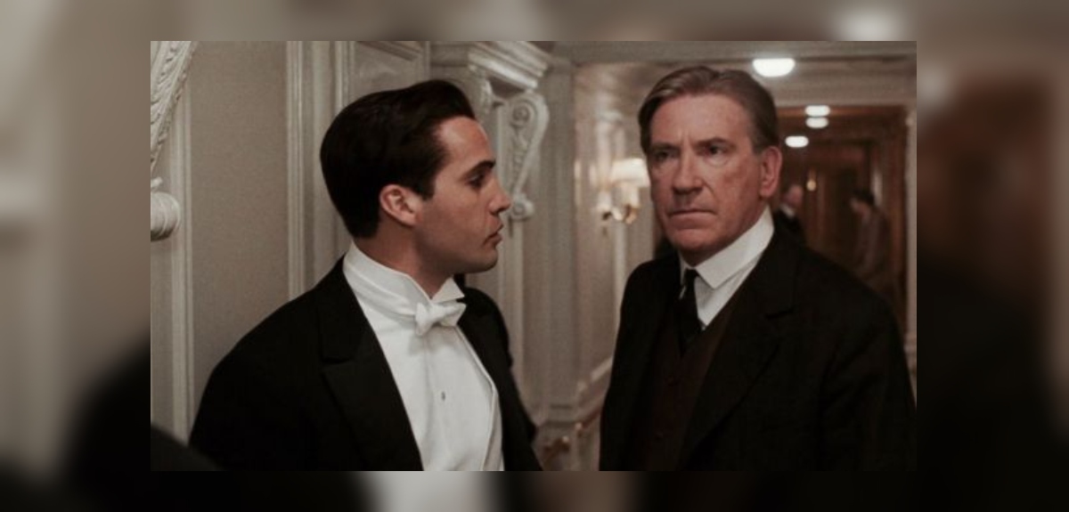 Muere el actor británico David Warner, recordado villano en 