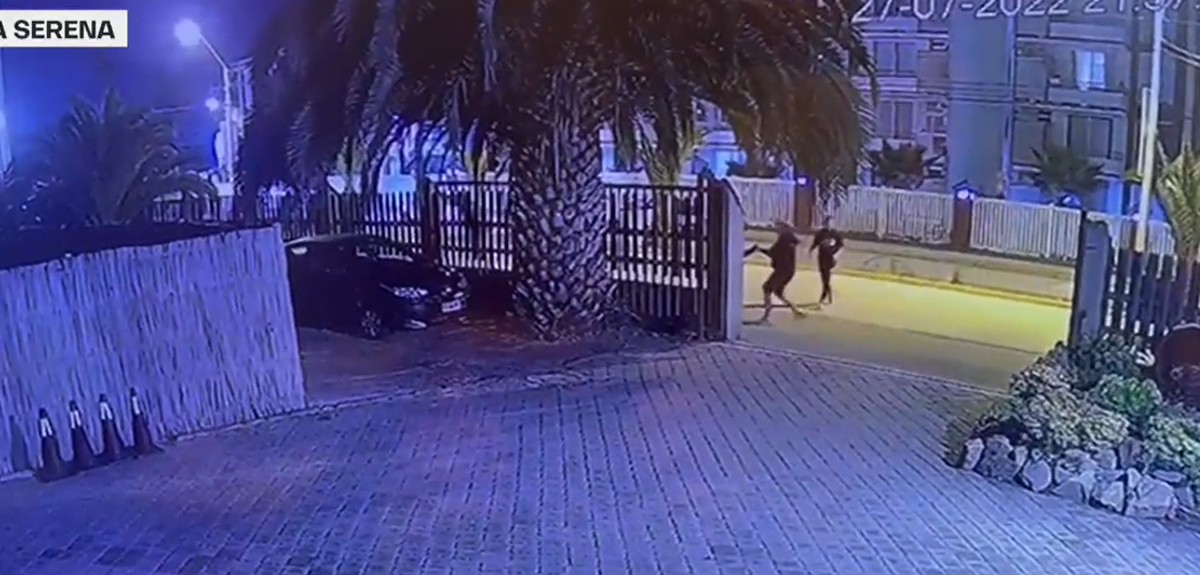 Cámara capta desgarrador grito de padre luego que le dispararan a su hijo en la cabeza en La Serena