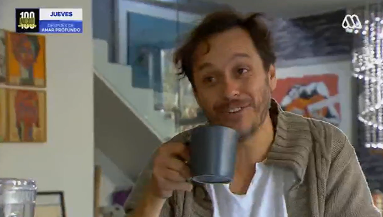 El distendido personaje con el que Álvaro Morales debutó en 'Hasta Encontrarte'