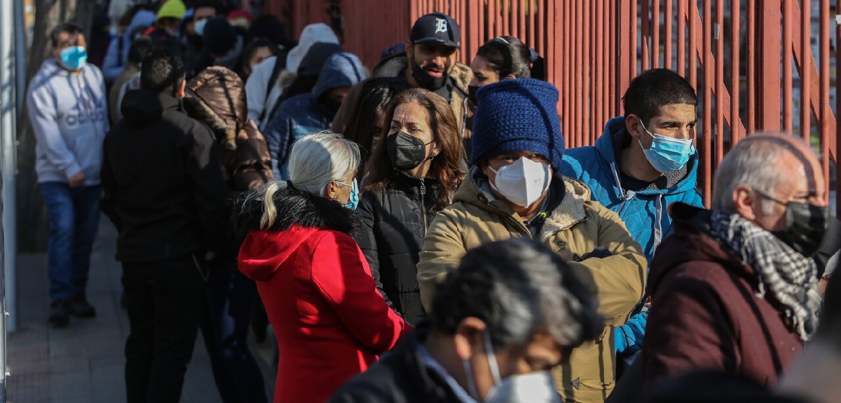 Balance del Minsal: contagios de COVID-19 vuelven a superar la barrera de los 11 mil casos diarios