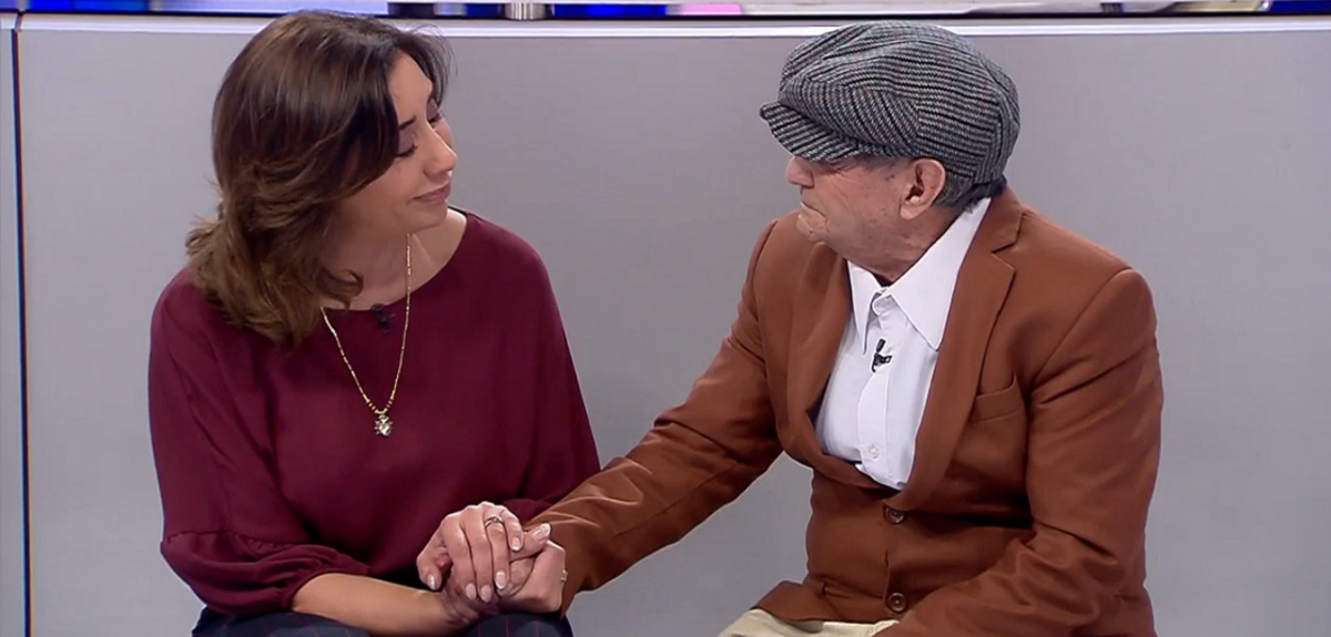 Carmen Gloria Arroyo rompió protocolos por adulto mayor que la emocionó: 