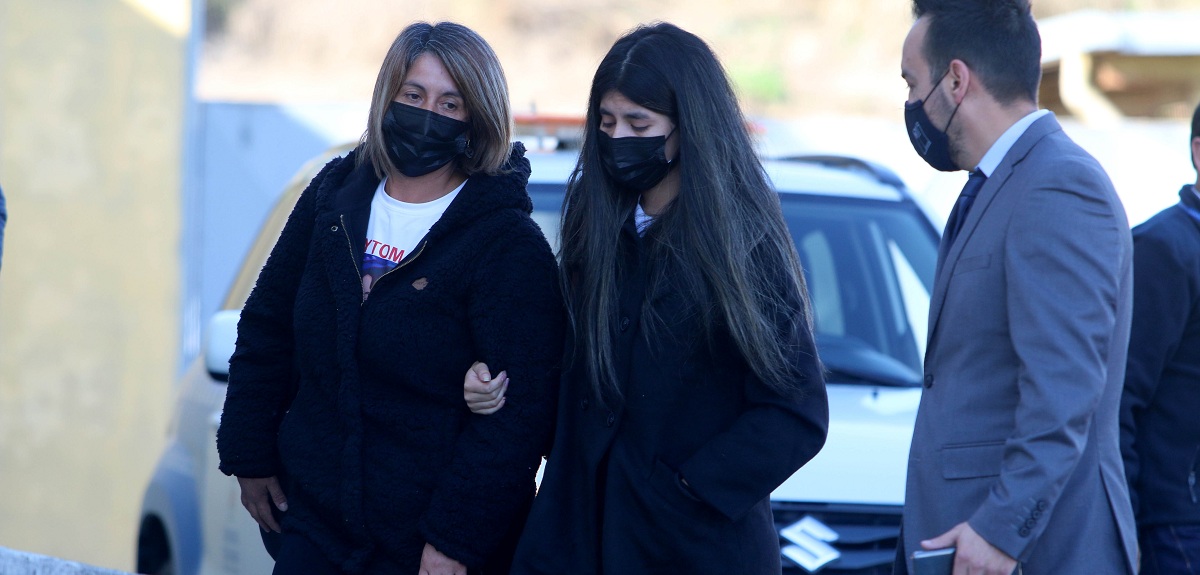 Fiscalía pide formalizar a mamá de Tomás Bravo por amenazas de muerte contra abuela paterna del niño