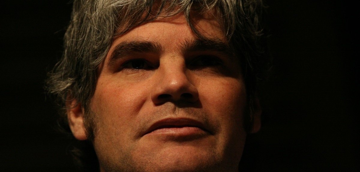 Juan Cristóbal Guarello fue víctima de encerrona: lo intimidaron 6 individuos armados