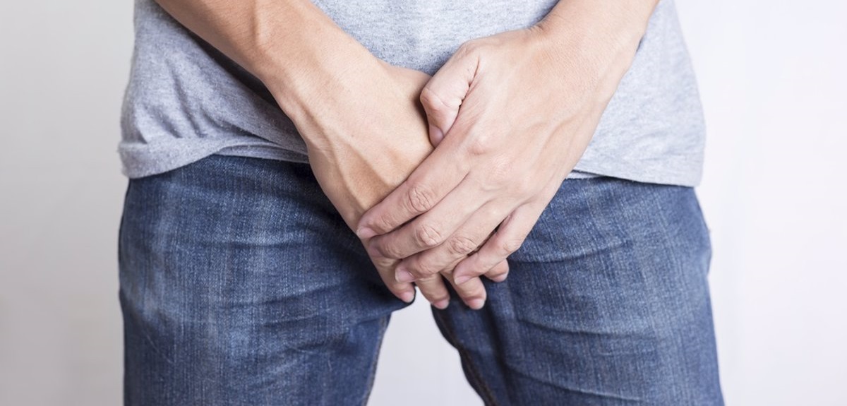 Hombre de 33 años se enteró que tenía ovarios y útero tras ir al médico por una infección urinaria