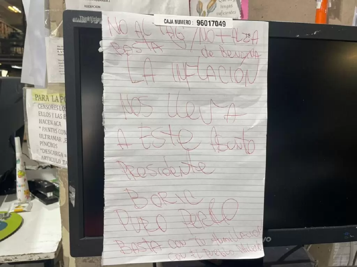 Delincuentes dejan mensaje culpando a la inflación tras robo en Maipú