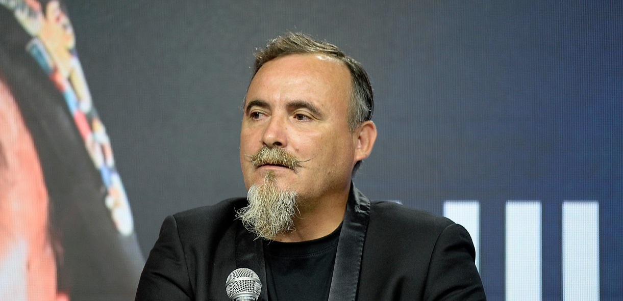 Video de cámara de seguridad muestra agresión de Paul Vásquez a funcionario de PDI en aeropuerto