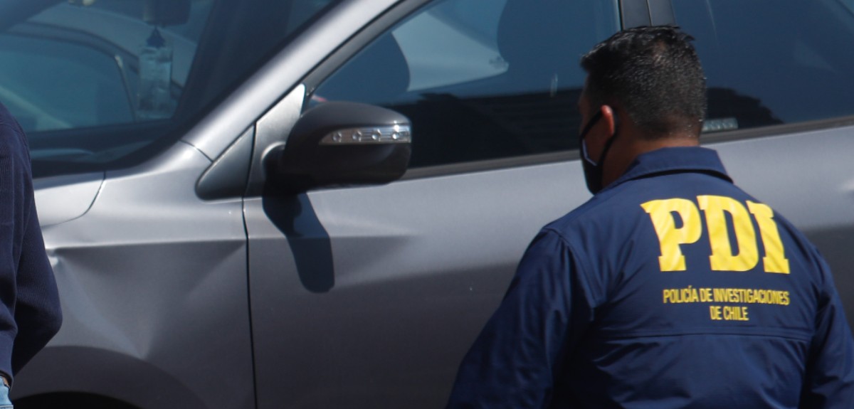 PDI detiene a segundo sospechoso de robos con apuñalamientos en la Alameda: tiene 15 años