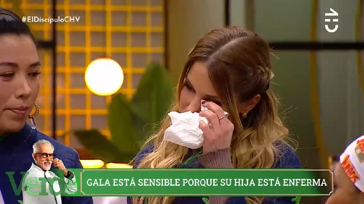 Gala sensible por salud de su hija