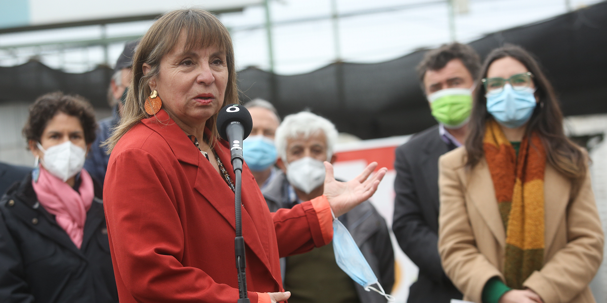 Presidente Boric aceptó renuncia de ministra Jeanette Vega tras llamado por encargo a Héctor Llaitul