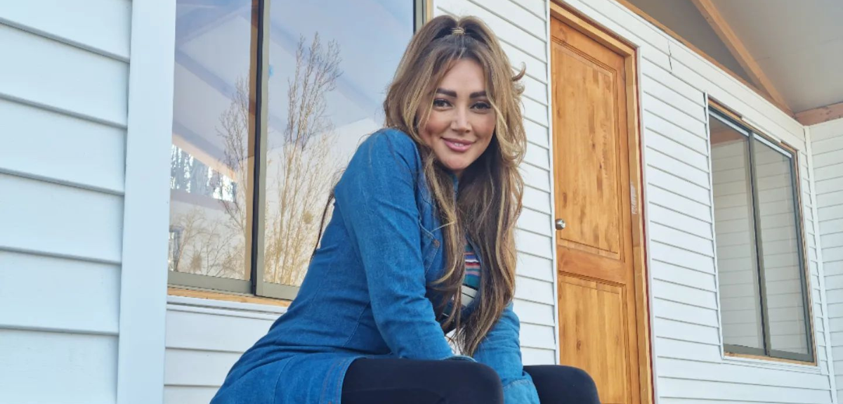 Sujeto vende los premios de Carolina Molina tras acusarla de deuda impaga: cantante respondió a funa