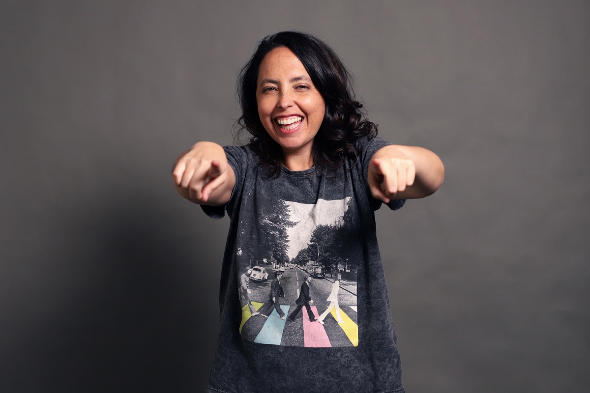 Confirman a querida humorista como panelista de Juego Textual