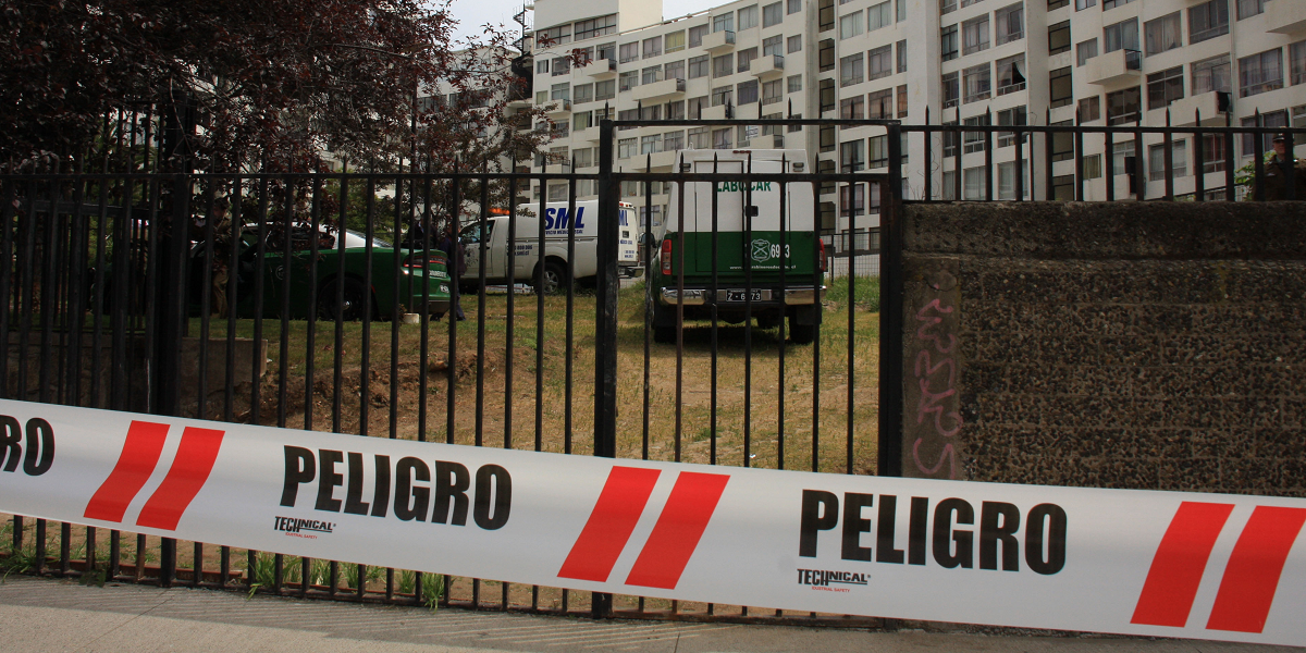 Encuentran feto en una caja de cartón en un sitio eriazo en San Felipe