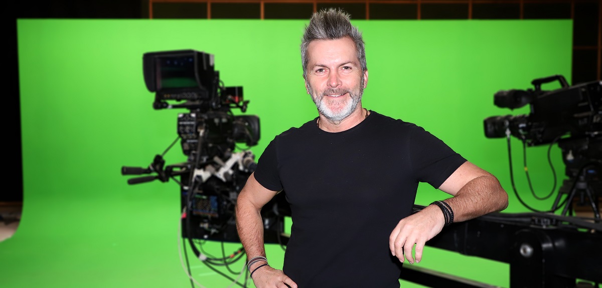 Debut de Cristián Sánchez: Canal 13 vuelve a confirmar fecha de estreno para 'La Puerta Millonaria'