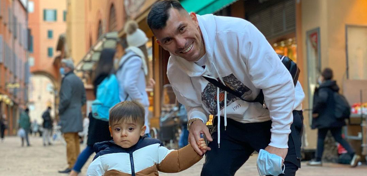 Hijo menor de Gary Medel cumplió 3 años: futbolista le dedicó tierno y divertido mensaje