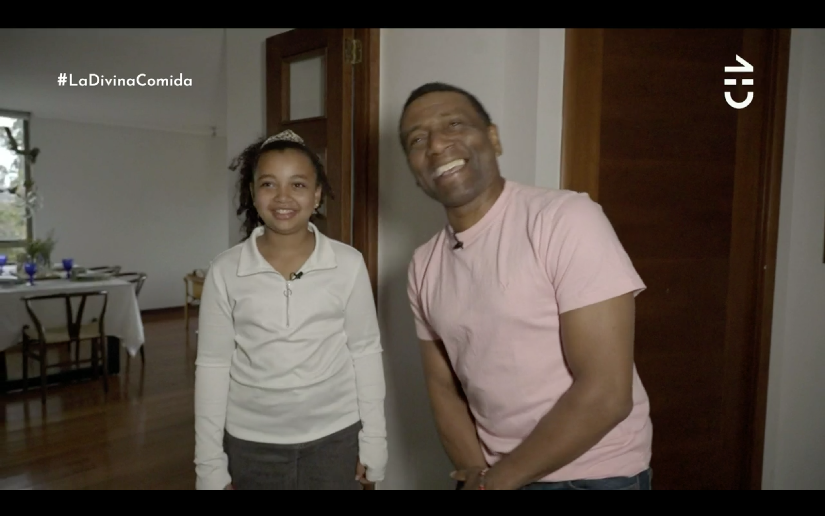 Angel Torrez presenta a su hija Alicia en “La Divina Comida”