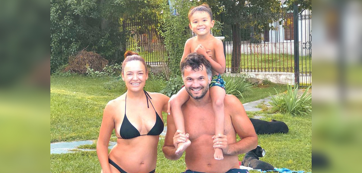 Janis Pope compartió registros del inicio de sus vacaciones en familia: “Parada técnica número…”