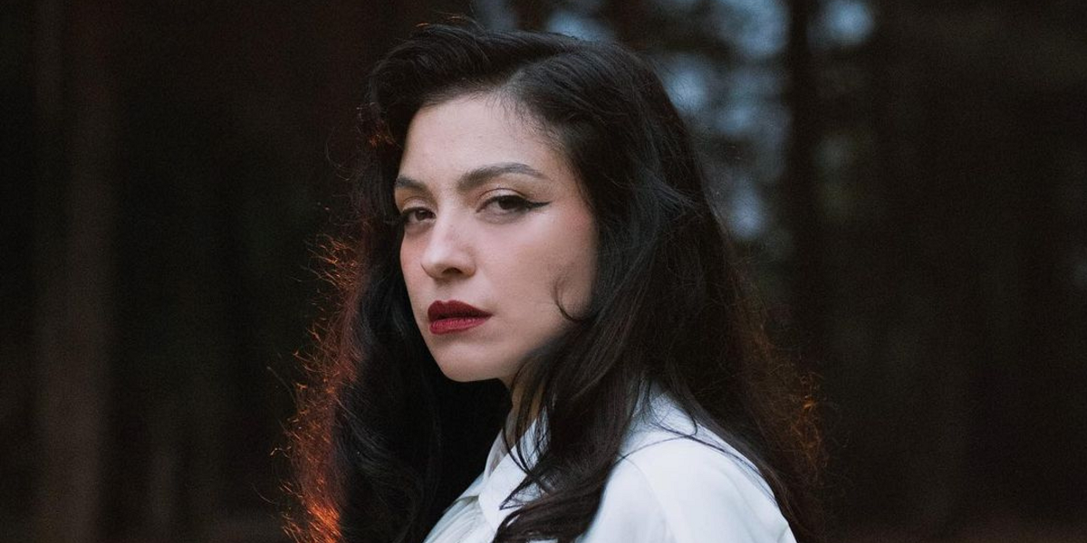 Mon Laferte detalló crudo episodio de acoso de parte de un productor en la época de Rojo: 