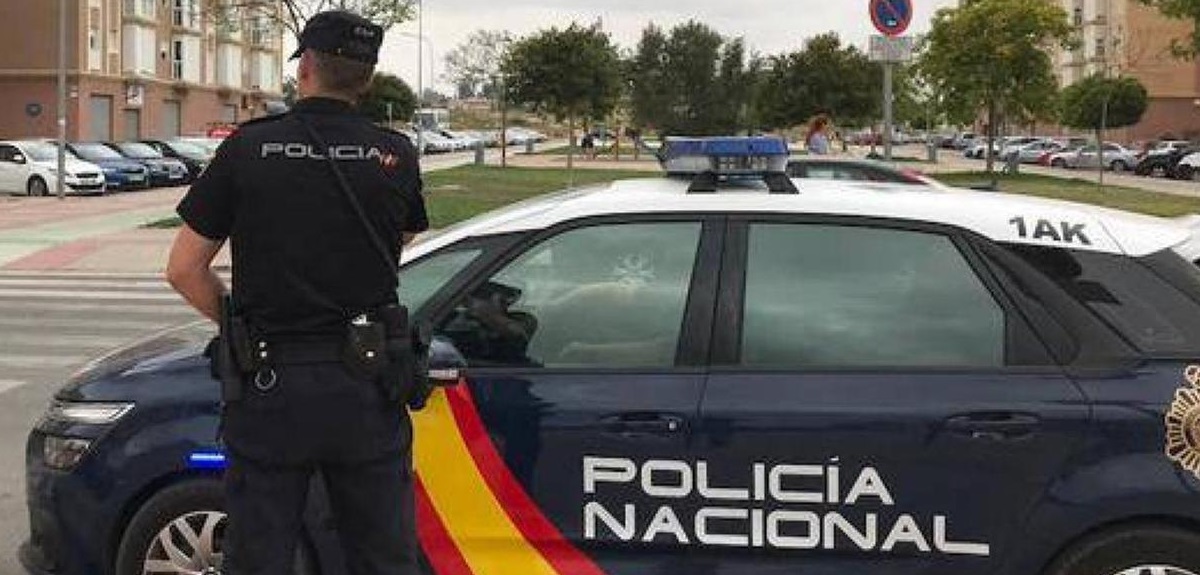 Policía de España detuvo a hombre que rompió 23 veces la orden de alejamiento por violencia machista