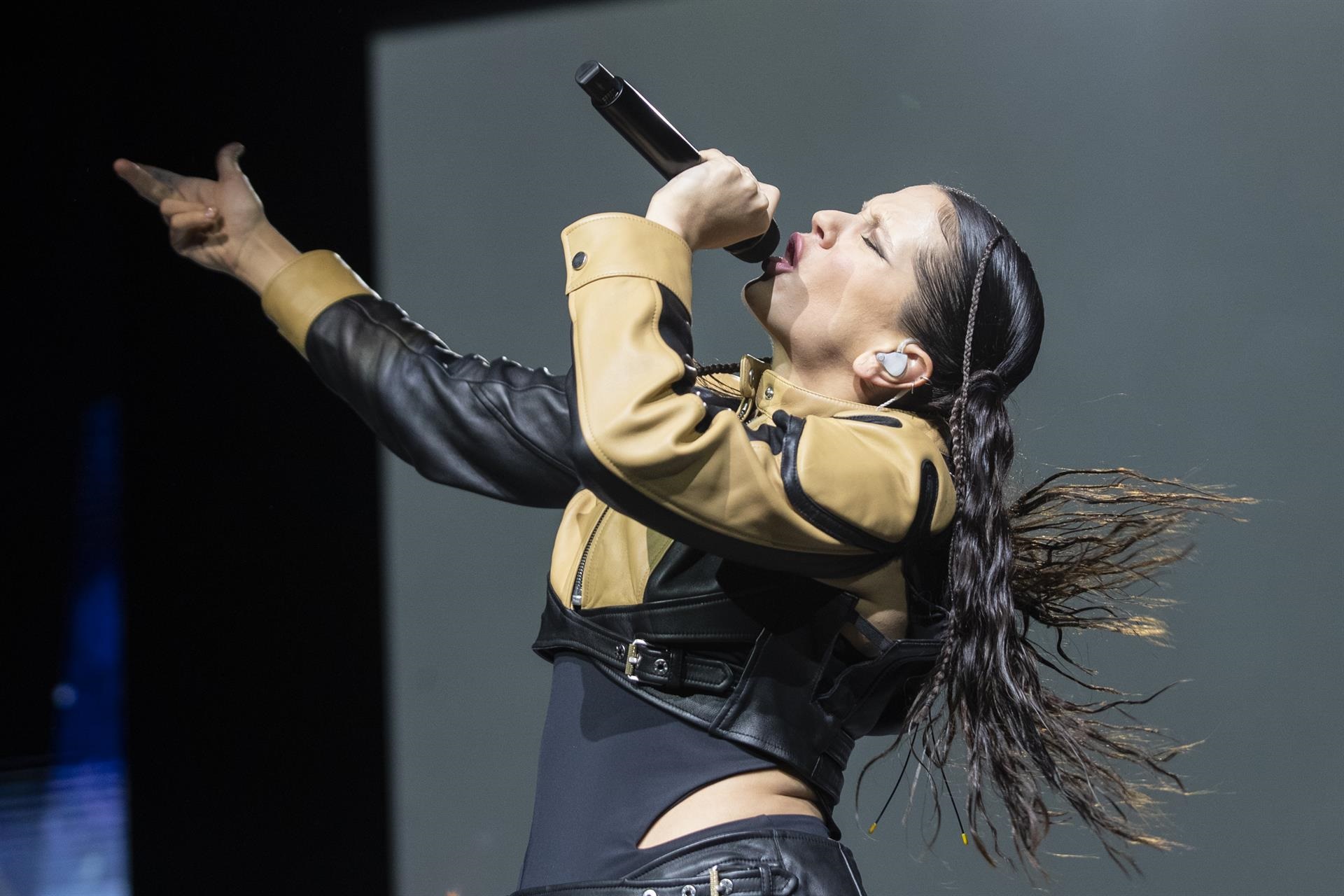 Concierto de Rosalía en Chile entre gritos de Apruebo