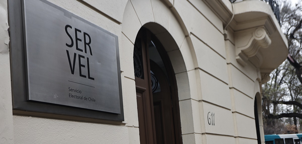 Nómina definitiva de vocales de mesa para el Plebiscito: revisa si fuiste seleccionado