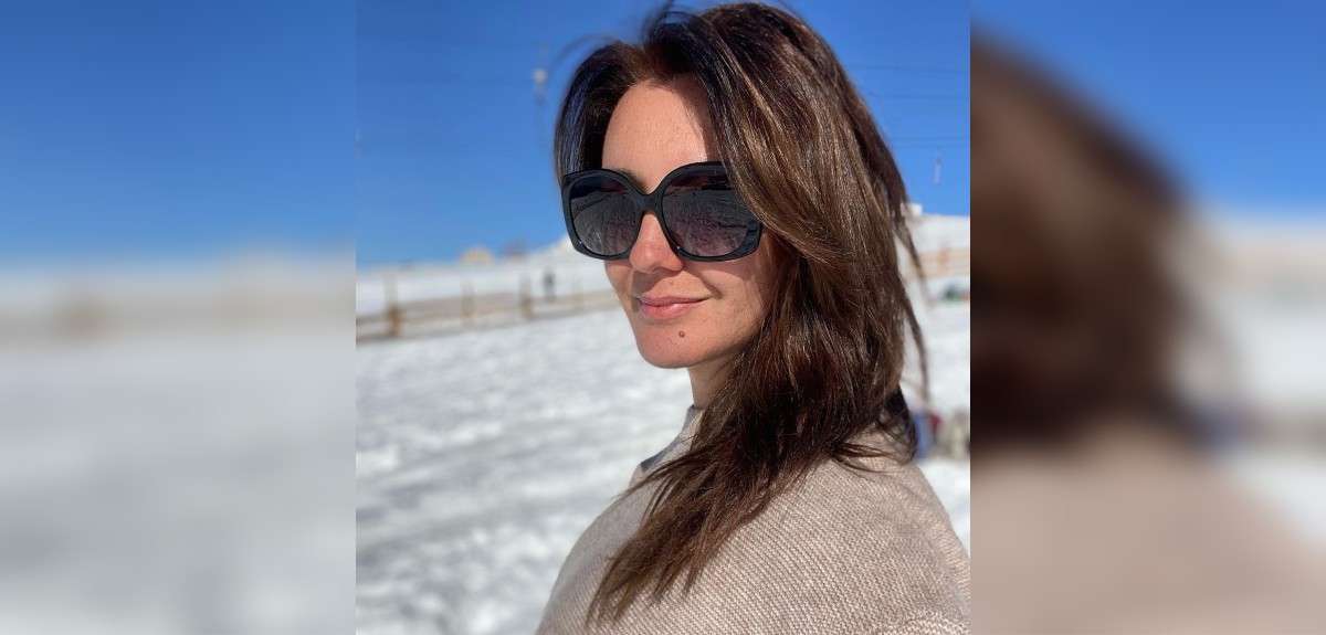 El susto que pasó Priscilla Vargas a bordo de su auto estacionado: 