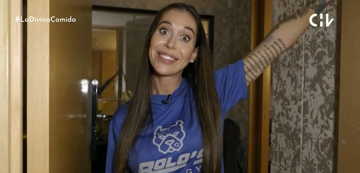 Hasta con sillón de masajes: Vale Roth mostró el lujoso departamento de su madre en La Divina Comida