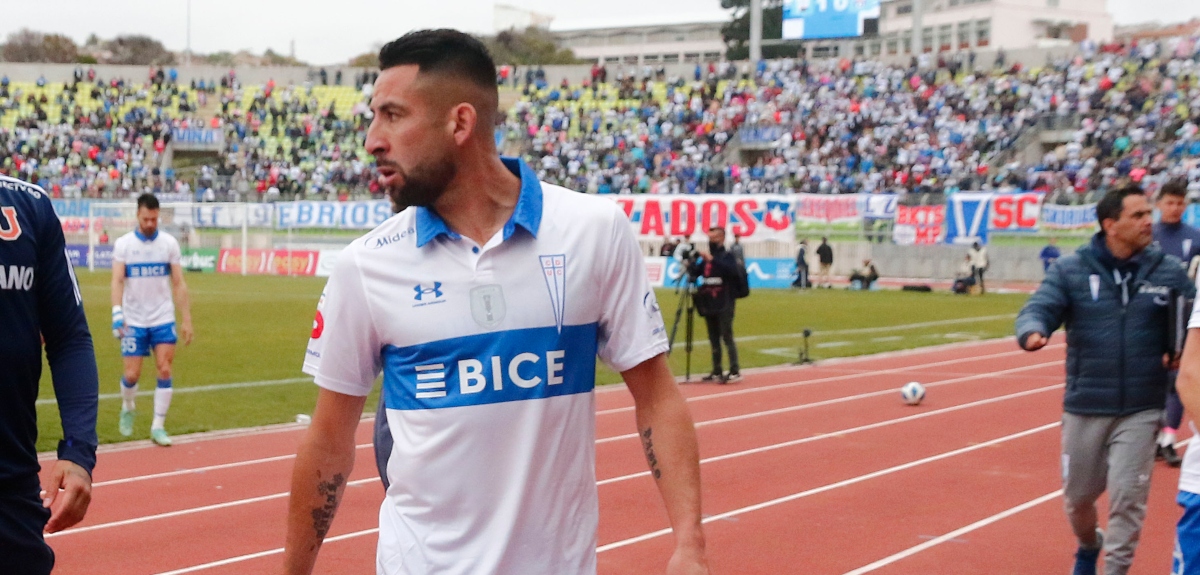 Mauricio Isla se disculpó por reacción ante bengalazo a Martín Parra: 