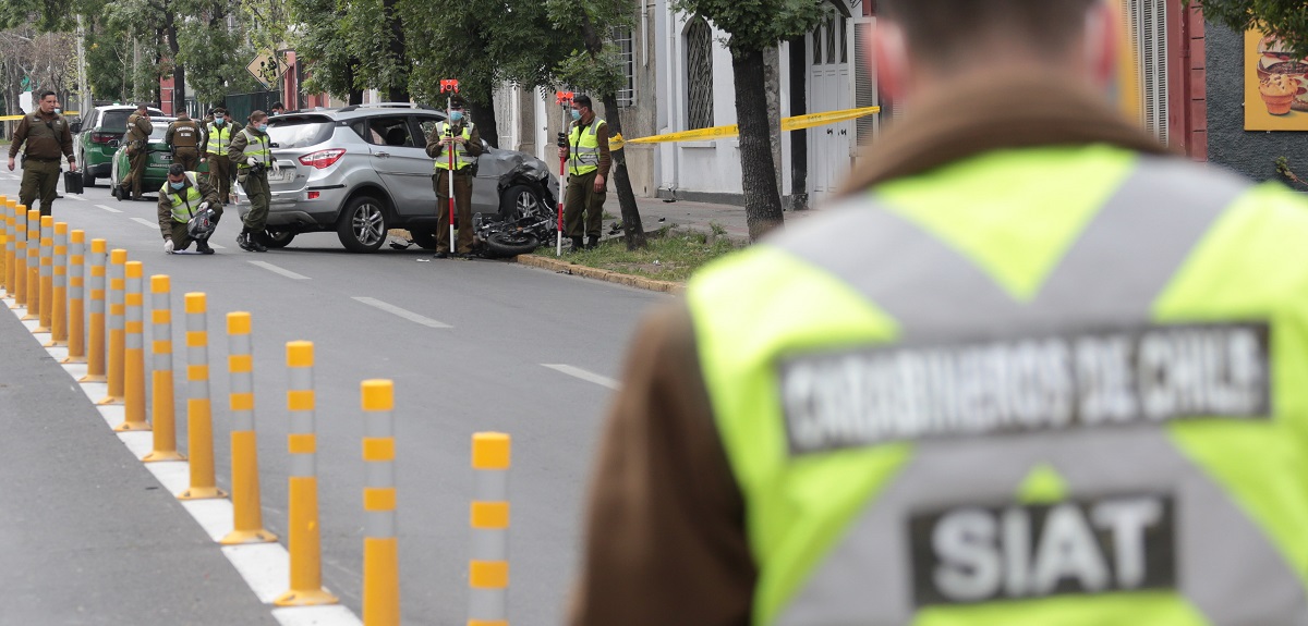 Carabinero murió tras violento accidente de tránsito en Providencia: tenía 28 años y era casado