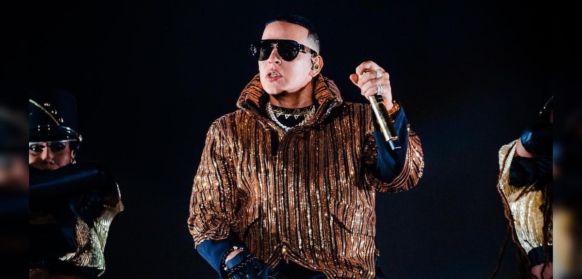 Periodista cortó en vivo desatinada frase sobre Daddy Yankee: 