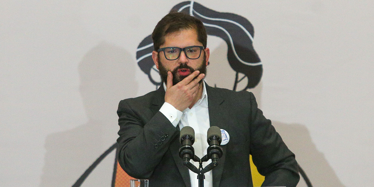 Accidentado cambio de Gabinete de Boric reflotó particular crítica que realizó el presidente en 2011