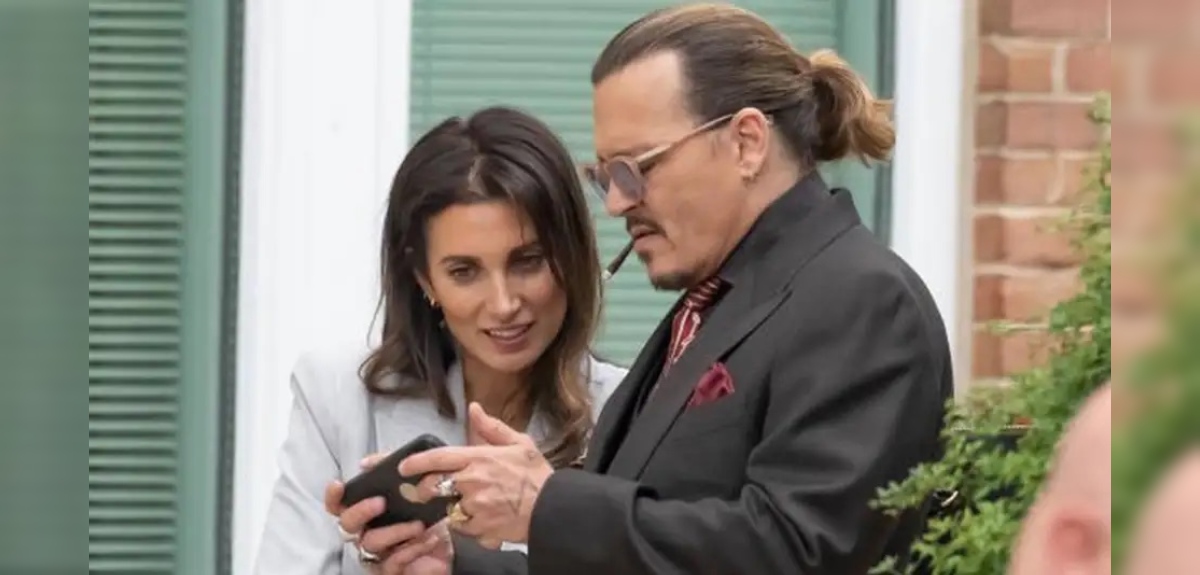 Johnny Depp estaría saliendo con Joelle Rich, abogada que lo defendió en juicio por difamación