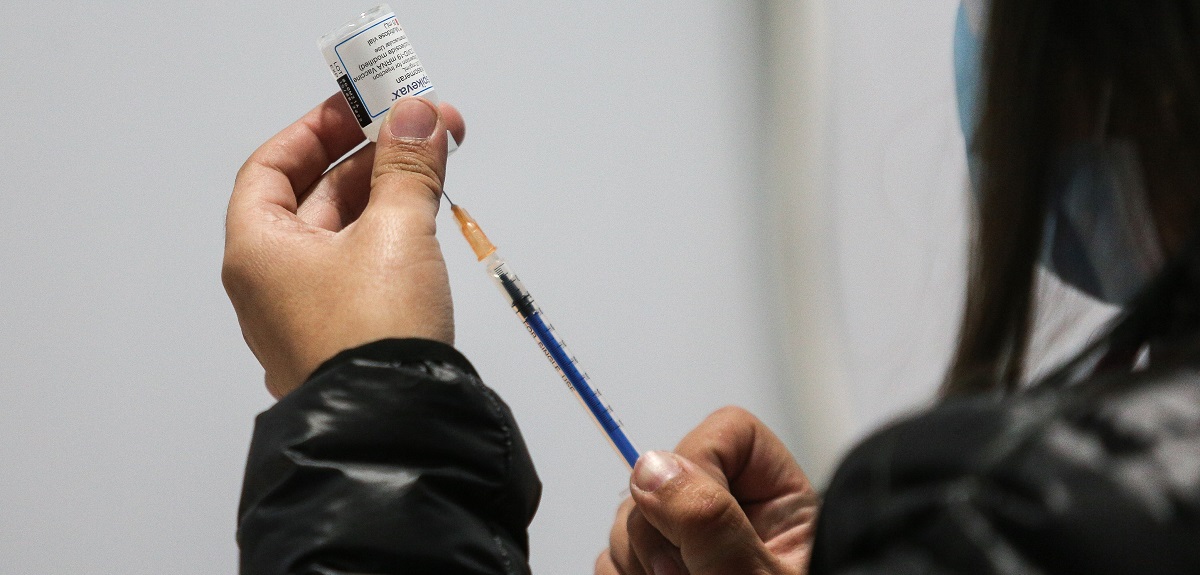 Vacuna bivalente contra el COVID-19: esta es la dosis que se aplicará anualmente según el Minsal