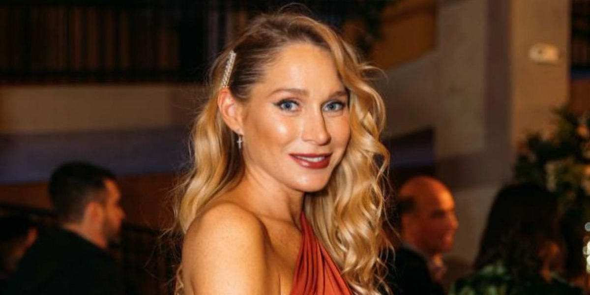 Constanza Mackenna anunció el nacimiento de su segundo hijo con tierna postal: “Bienvenido mi Teo”