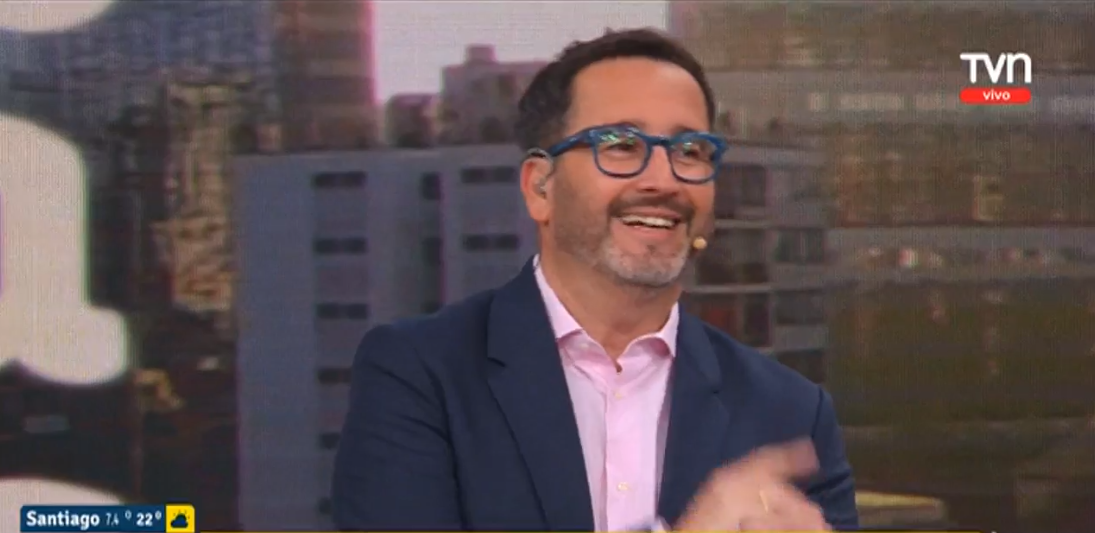 El divertido estreno de Eduardo Fuentes en el matinal Buenos días a todos: "Contento de estar aquí"