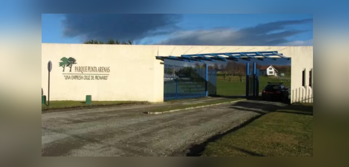 Trabajador de cementerio perdió la vida tras caer a pozo de más de tres metros en Punta Arenas