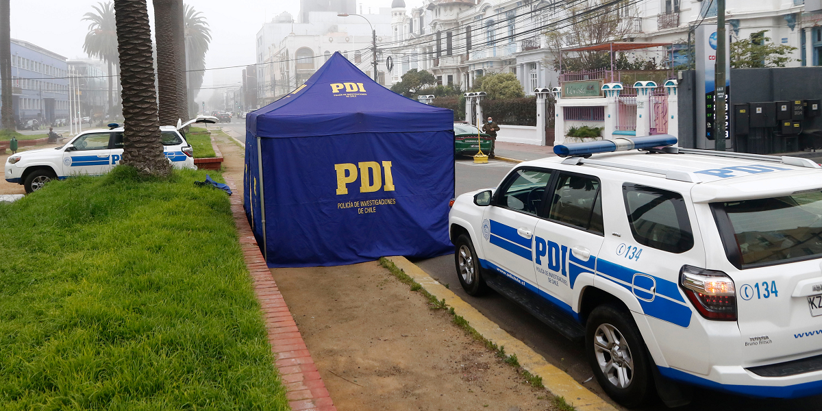 Sujeto fue detenido tras ser sorprendido llevando un tambor con una mujer descuartizada en San Ramón