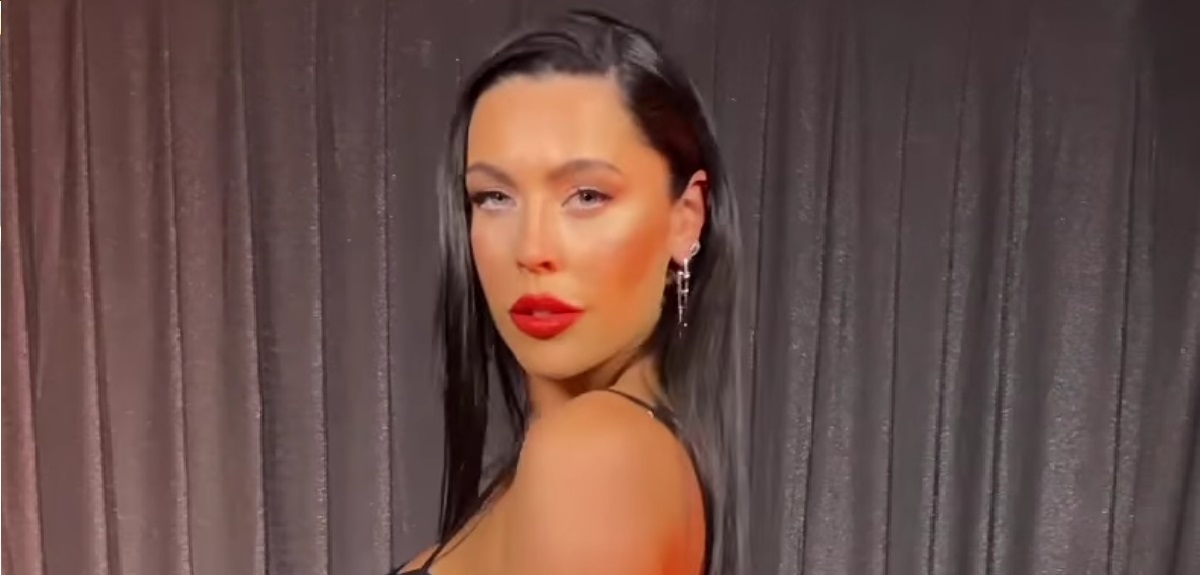 Daniela Aránguiz funa mensaje hombre