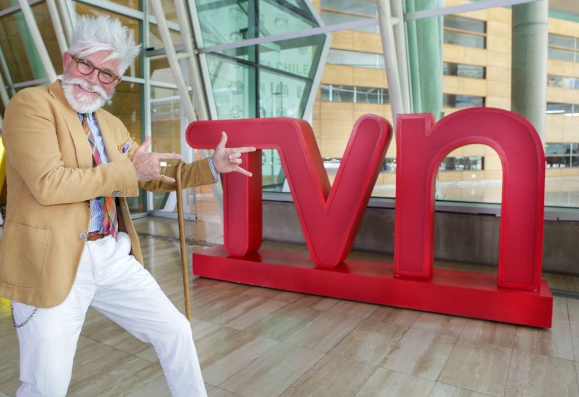 TVN ficha a Federico Sánchez y Marcelo Comparini: recorrerán Chile en nuevo programa cultural