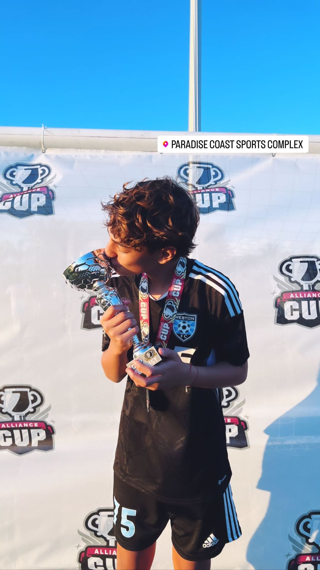 Hijo de Iván Zamorano consiguió nuevo logro en el fútbol y su padre lo festejó: "Siempre contigo"