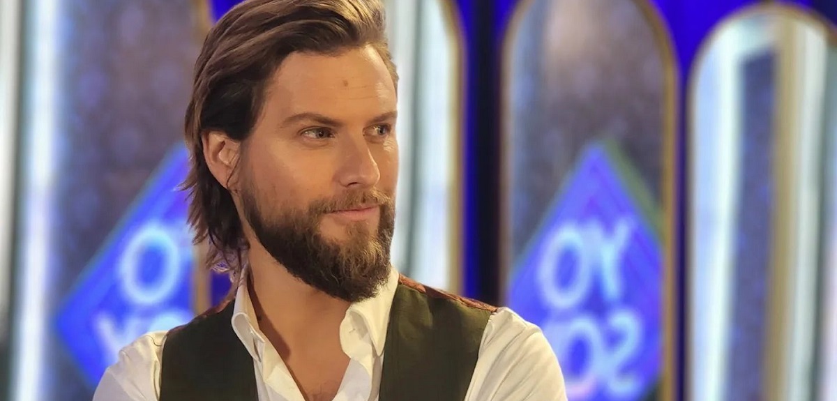 Jean-Philippe Cretton aún tiene incierto futuro en CHV: animador debe negociar contrato