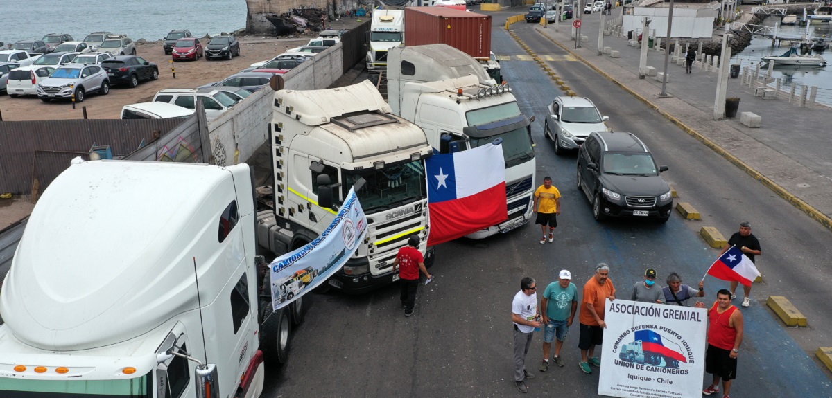 Paro de camioneros vive jornada clave: dicen que se 'abrió una puerta' y dialogará con el Gobierno