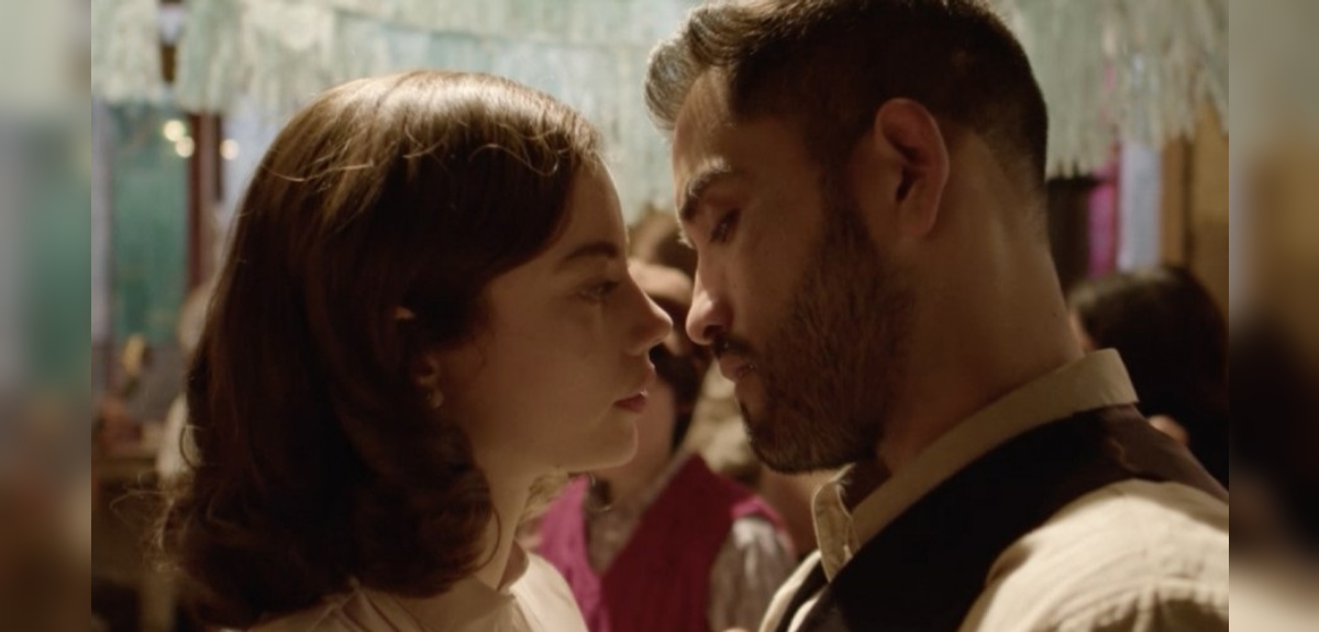 Inminente beso entre Pedro y Eloísa emocionó a los seguidores de 'Hijos del Desierto'