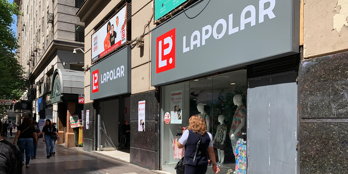 La Polar admite venta de ropa falsificada: afirmaron que fueron víctimas de estafa