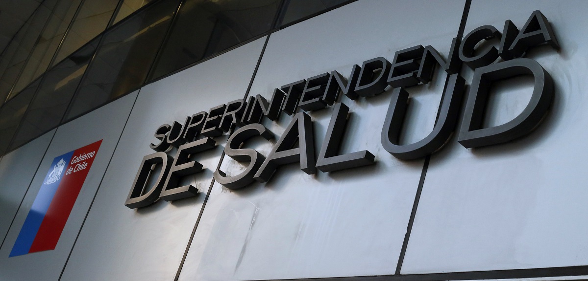 ¿Cómo hacer el reclamo contra el alza en precios GES en isapres? Este miércoles vence el plazo