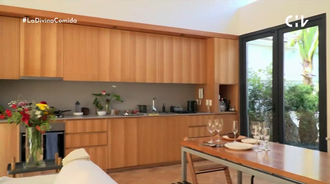 Tamara Acosta mostró curioso rincón en tour por su casa en La Divina Comida: "Lo miro y quiero morir"