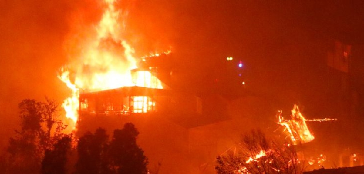 Megaincendio en Viña del Mar: hipótesis apunta a fuego usado para consumir drogas
