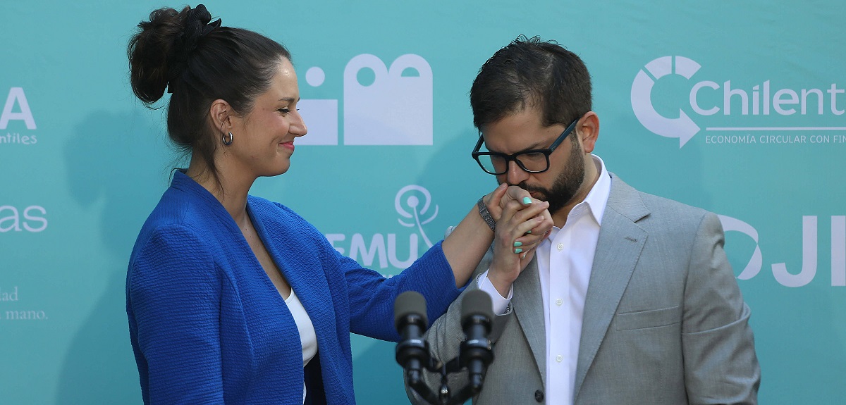 Irina Karamanos sale oficialmente de La Moneda: este día dejará de ser coordinadora sociocultural