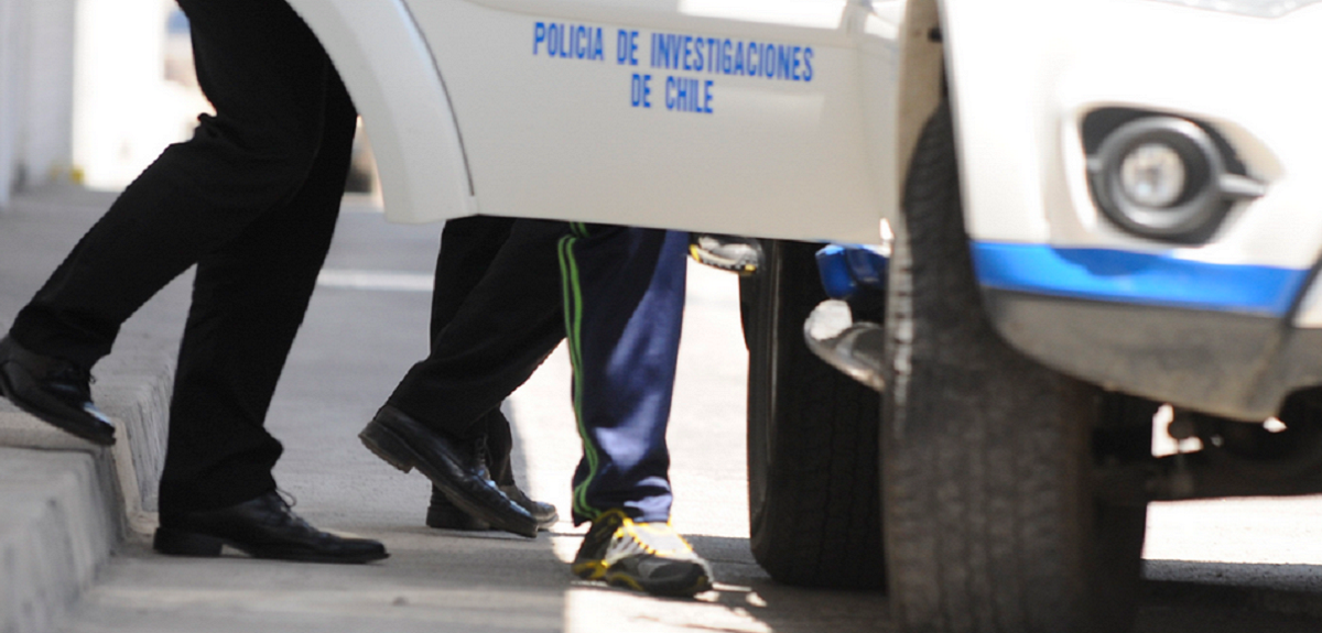 Detienen a hombre de 31 años tras ser sorprendido abusando a tres menores de edad en una playa