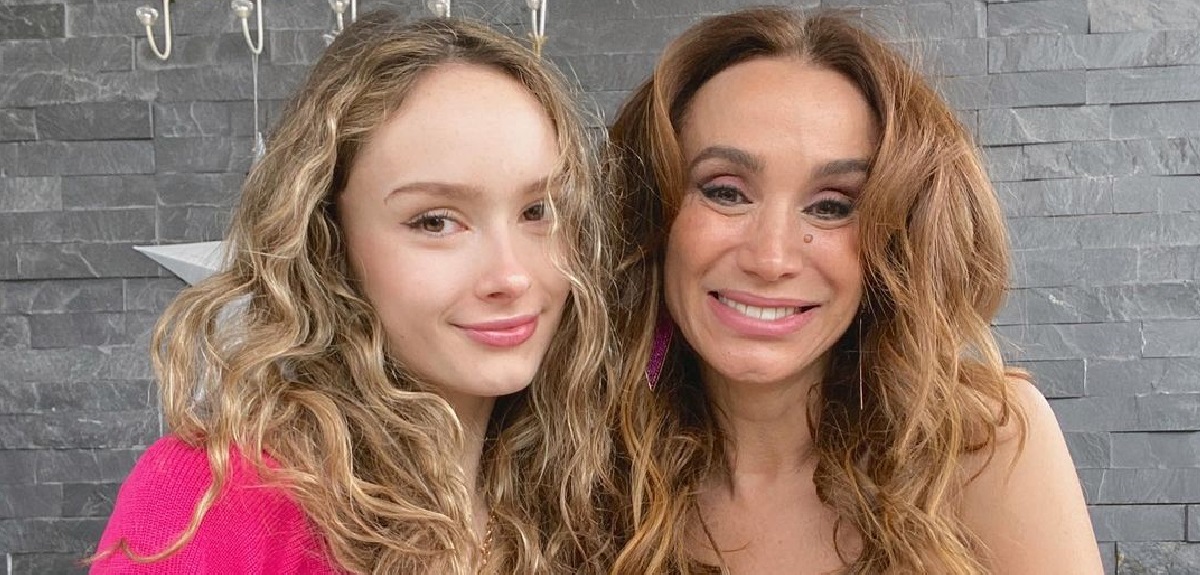 Modelo, bailarina y futura médica: hija mayor de Alejandra Fosalba se luce en presentación de ballet