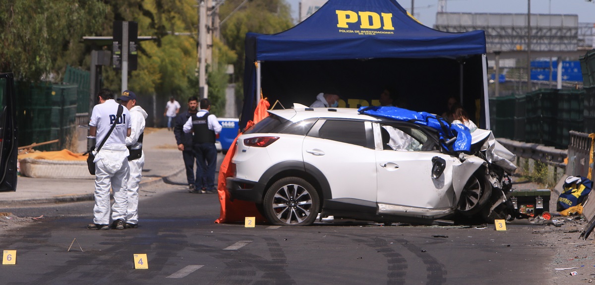 Gritos y ráfagas de metralleta: los detalles del hallazgo de auto con cuatro fallecidos en La Granja